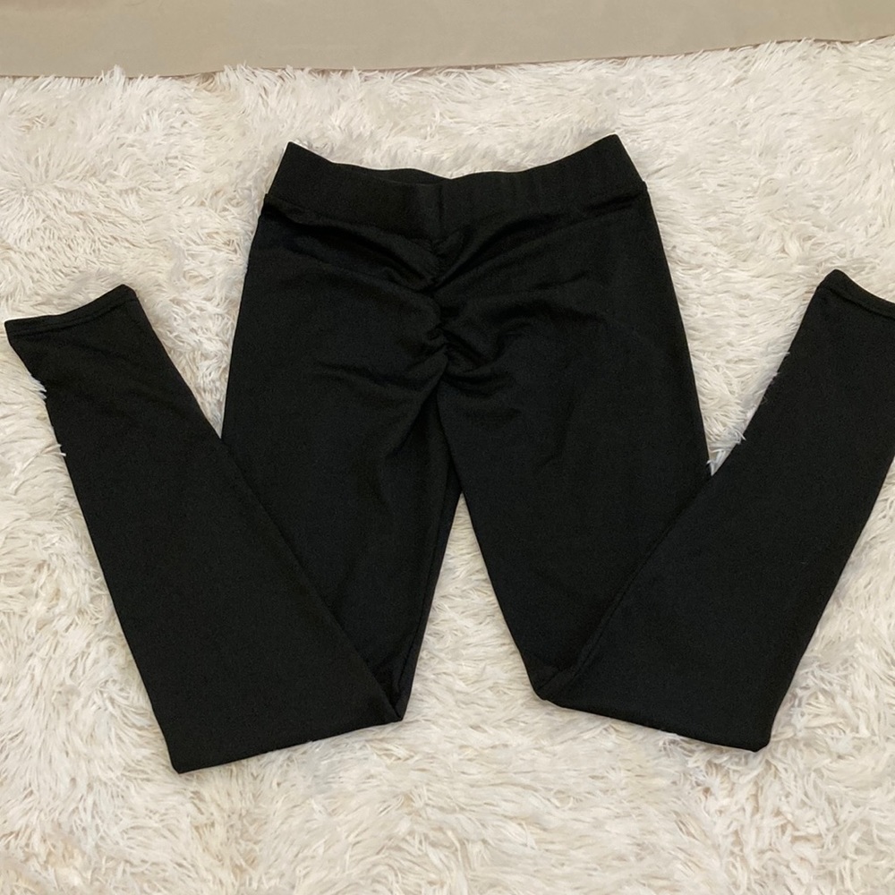 Amazon Scrunch Butt Leggings